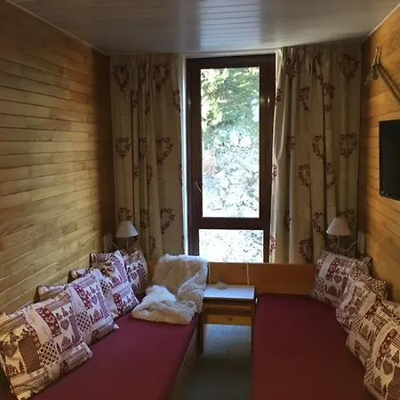 Saint Jacques Apartment